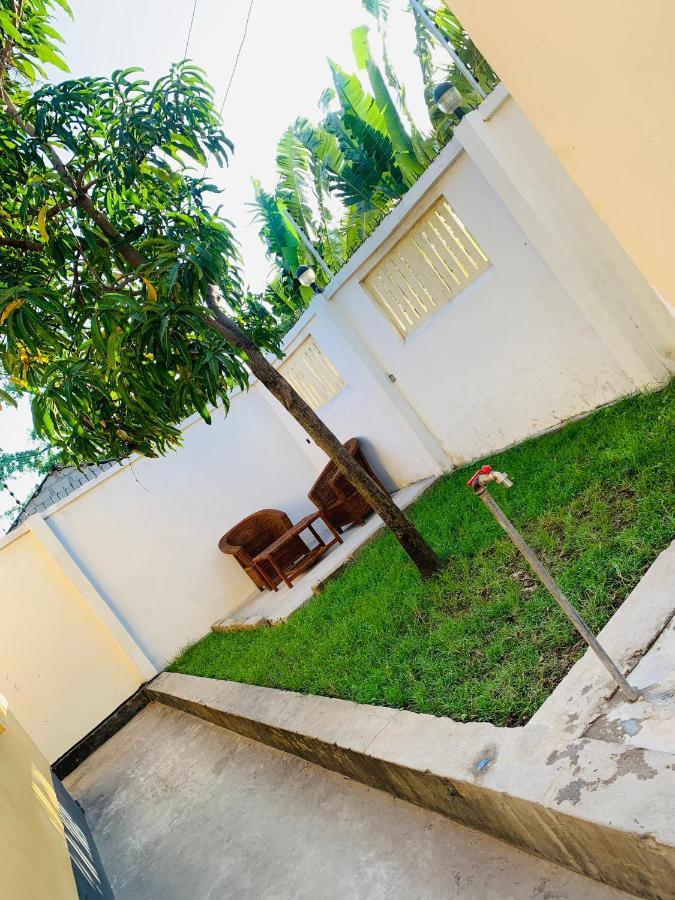 Apartament Jambo Hideaway Dar es Salaam Zewnętrze zdjęcie